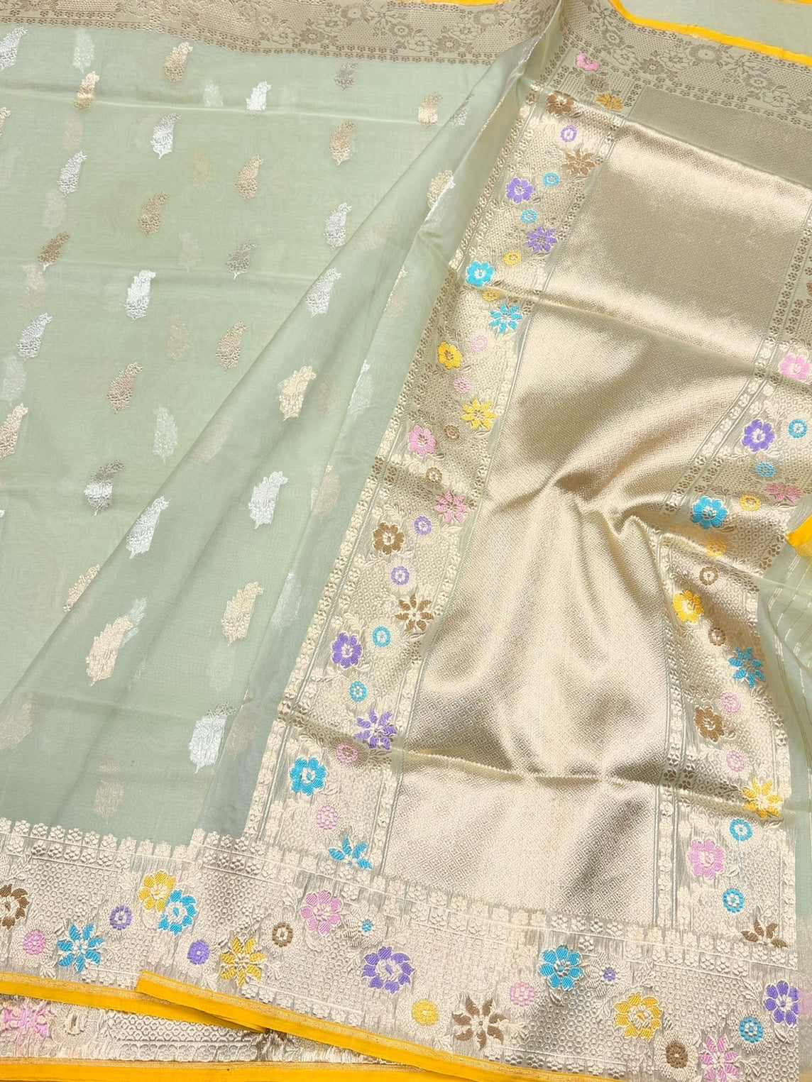 Pista Handwoven Pure Banarasi Organza Silk Saree – Kadwa Weave in Kora Mulberry Silk