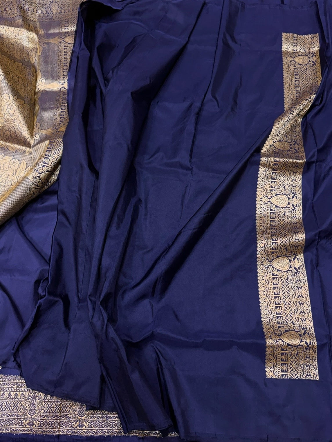 Navy Blue Handwoven Pure Banarasi Silk Saree