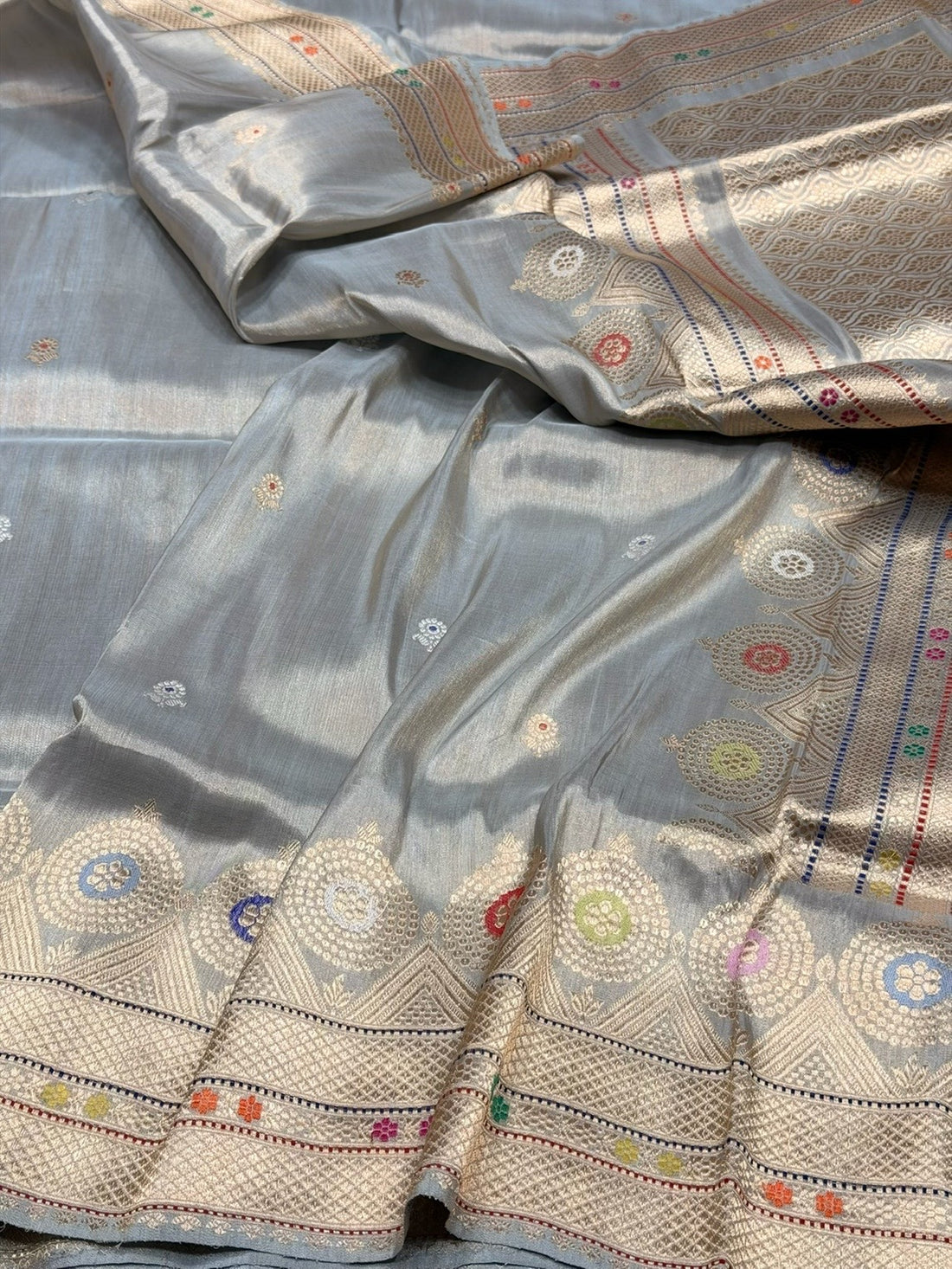 Ash Grey Handwoven Pure Banarasi Tissue Silk Saree