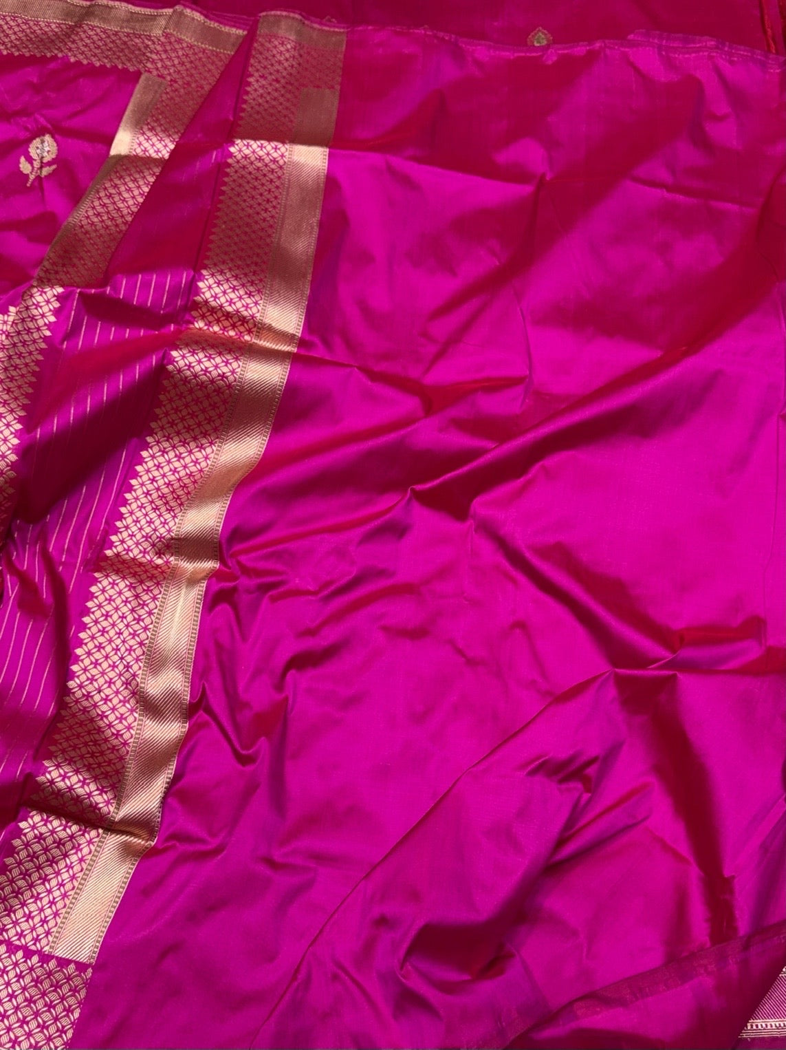 Rani Pink Handwoven Pure Banarasi Silk Saree