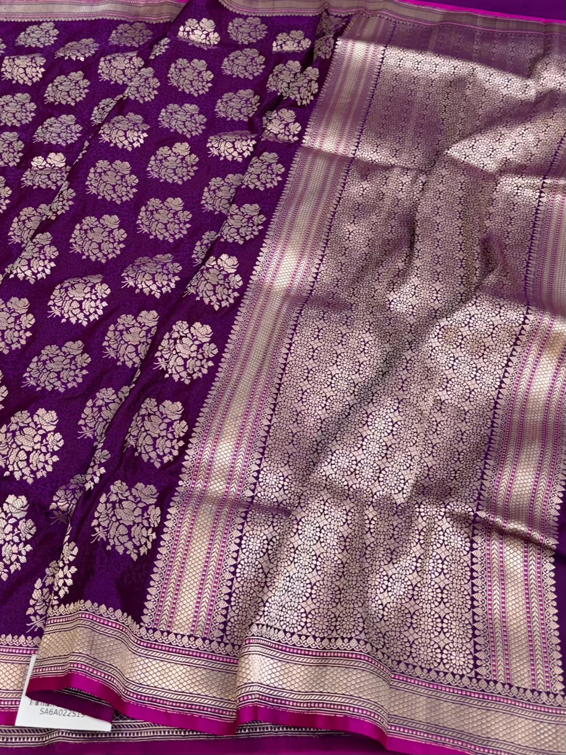 Magenta Handwoven Pure Banarasi Satin Silk Saree