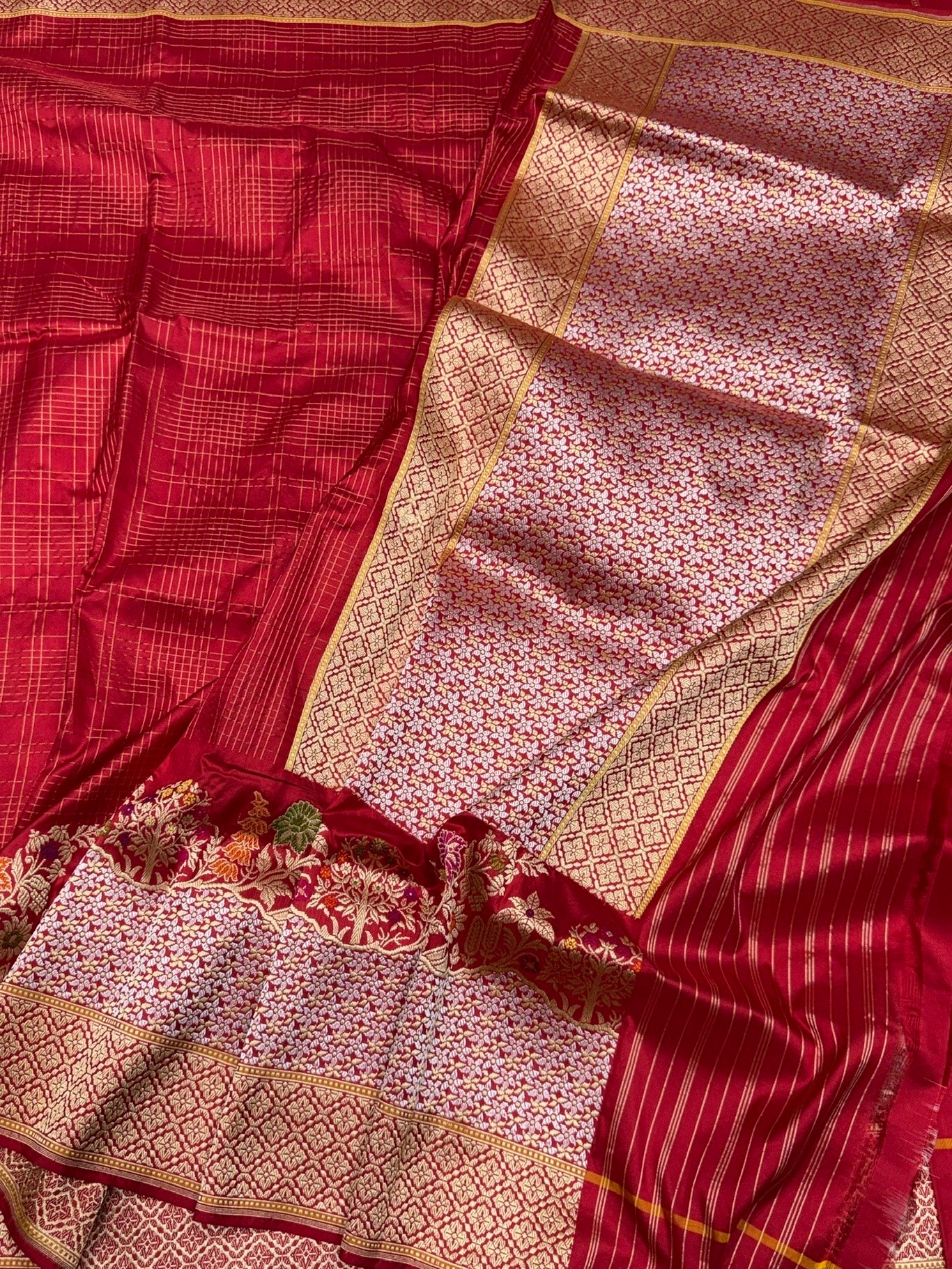 Red Handwoven Pure Banarasi Silk Saree