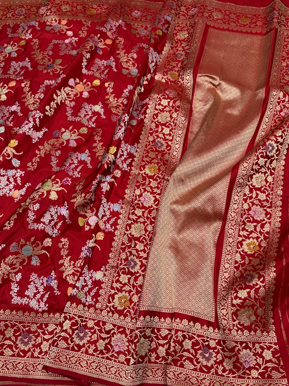 Red Handwoven Pure Banarasi Silk Saree – Luxury Kadwa Handloom Wedding &amp; Festive Saree