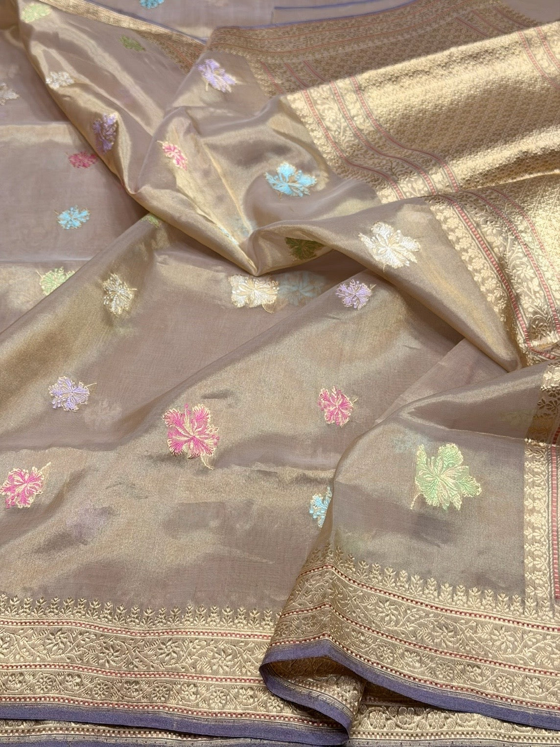Champagne Gold Handwoven Pure Banarasi Tissue Saree in Kadwa Weave | Pure Katan Tissue Silk