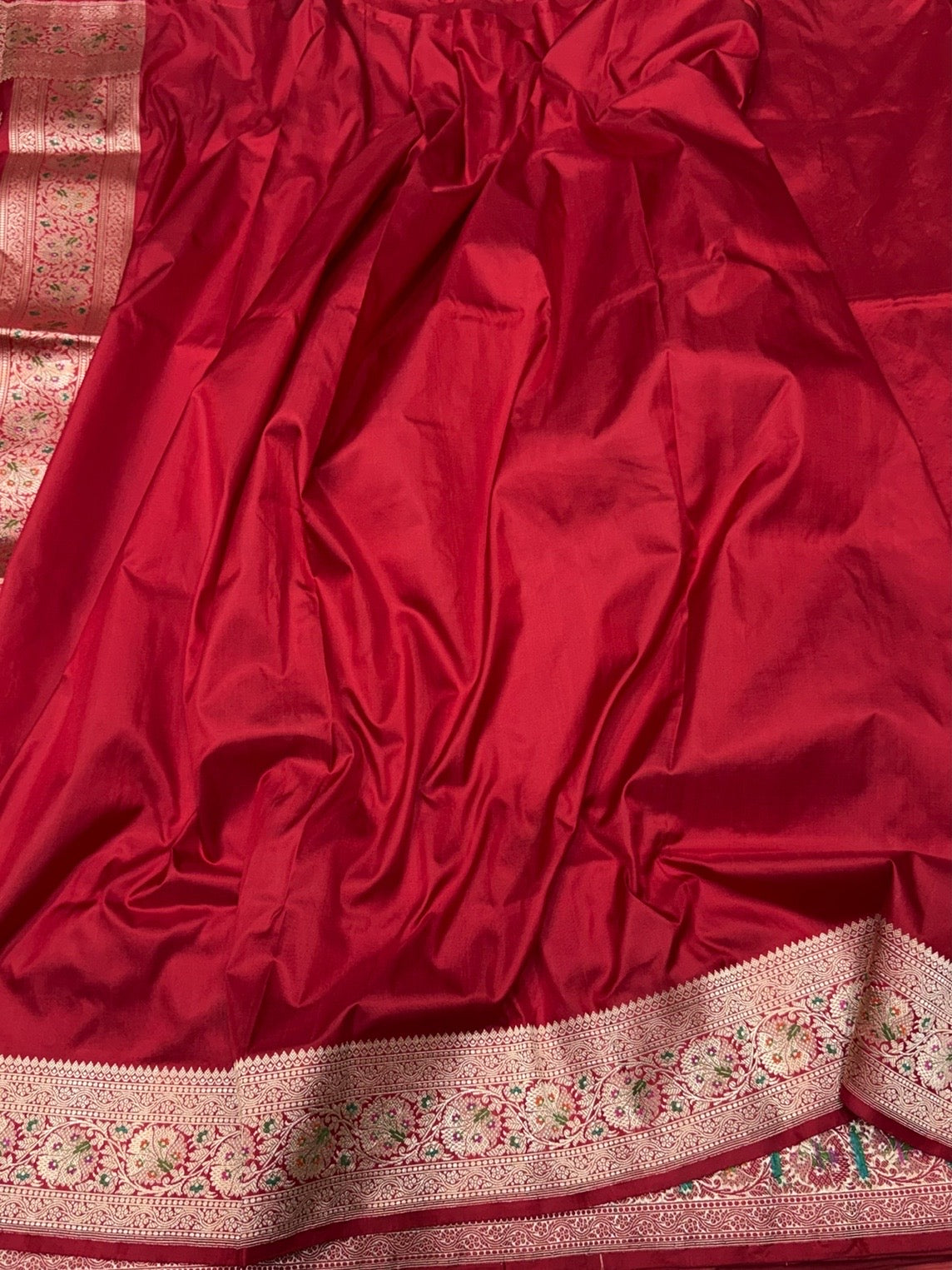 Red Handwoven Pure Banarasi Silk Saree