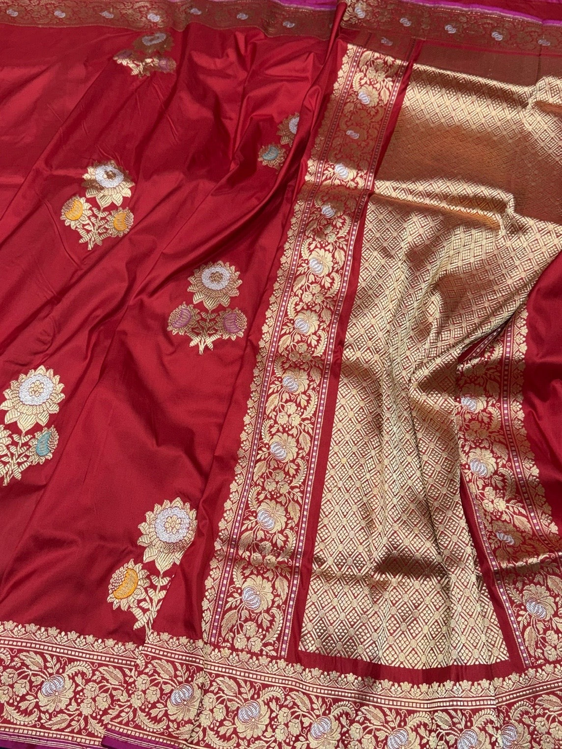 Red Handwoven Pure Silk Banarasi Saree