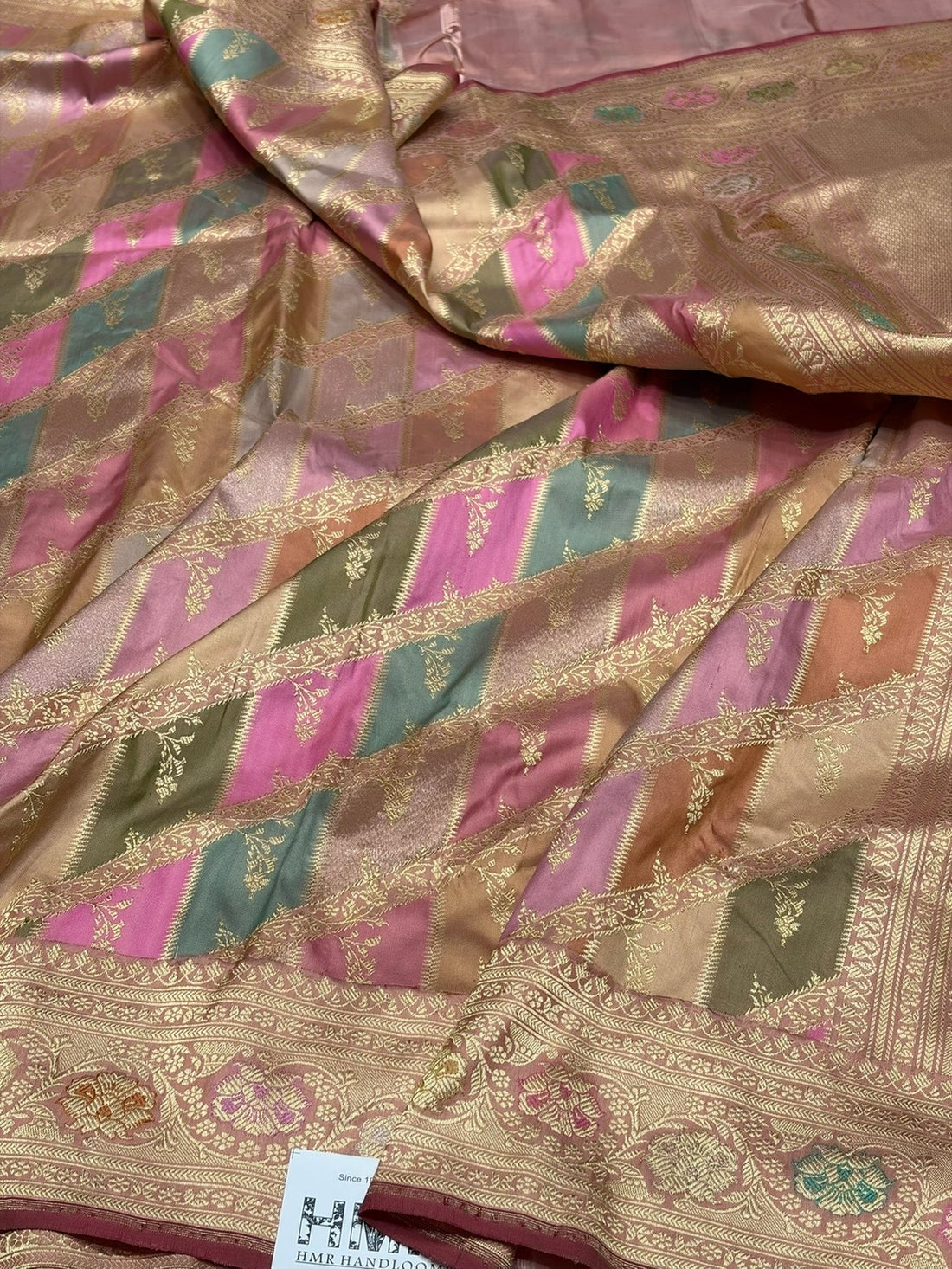 Peach Handwoven Pure Banarasi Rangkaat Silk Saree – Pure Katan Silk | Rangkaat Technique | Luxury Banarasi Saree