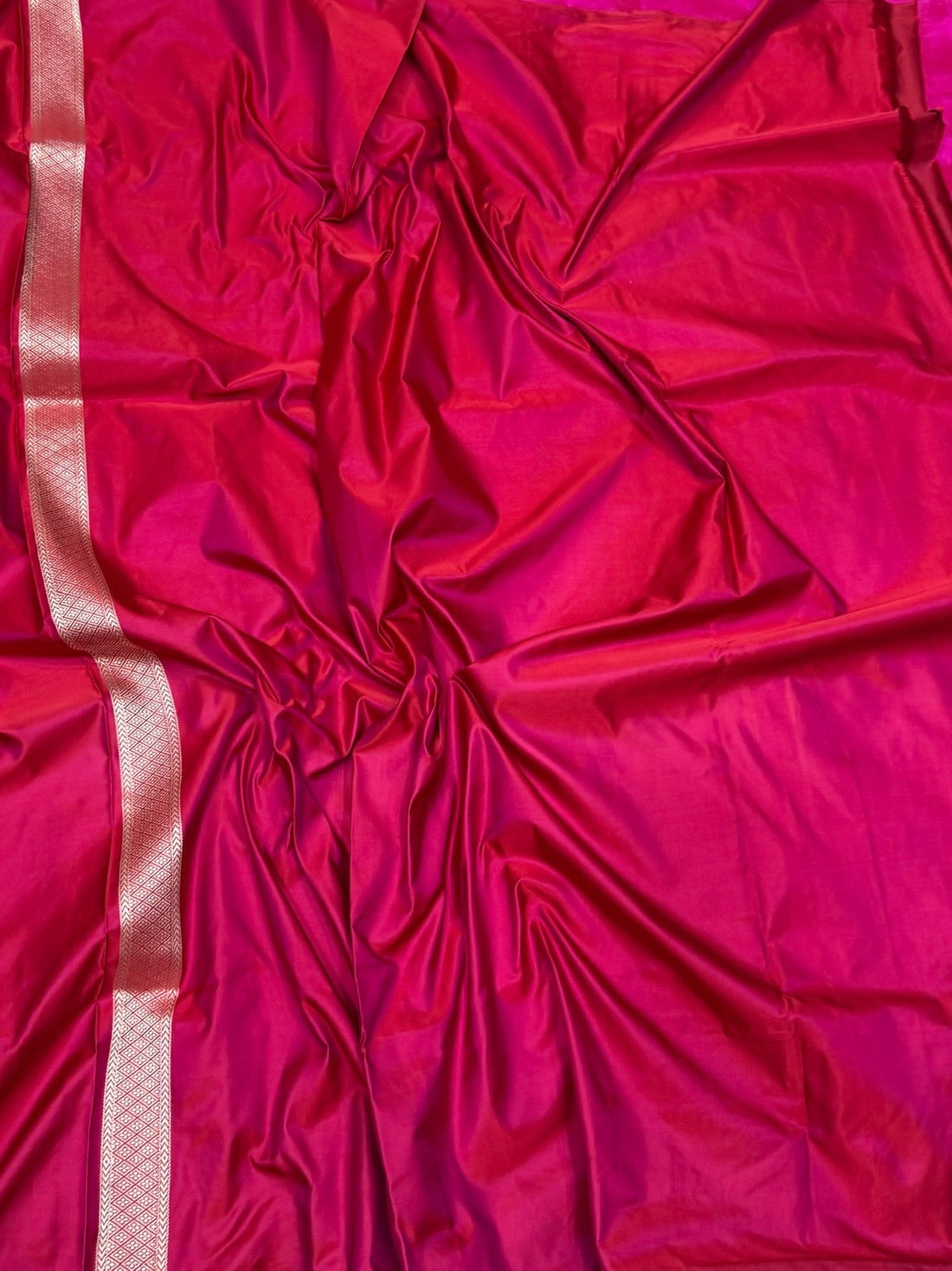 Red Handwoven Banarasi Pure Mashru Satin Silk Saree