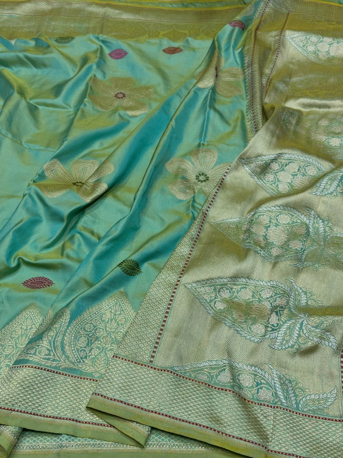 Sea Green Handwoven Pure Banarasi Ektara Silk Saree – Kadwa Weave | Authentic Banaras Handloom