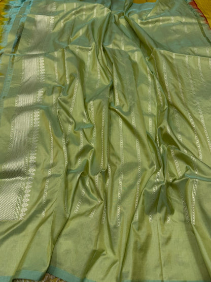 Mehndi Yellow Handwoven Pure Banarasi Silk Saree