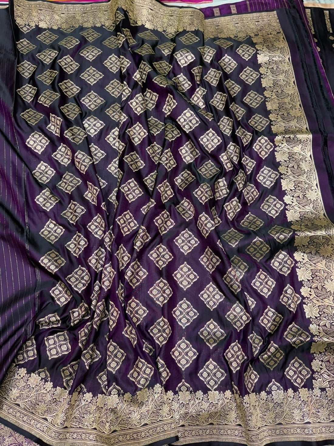 Wine Handwoven Vintage Pure Banarasi Satin Silk Saree