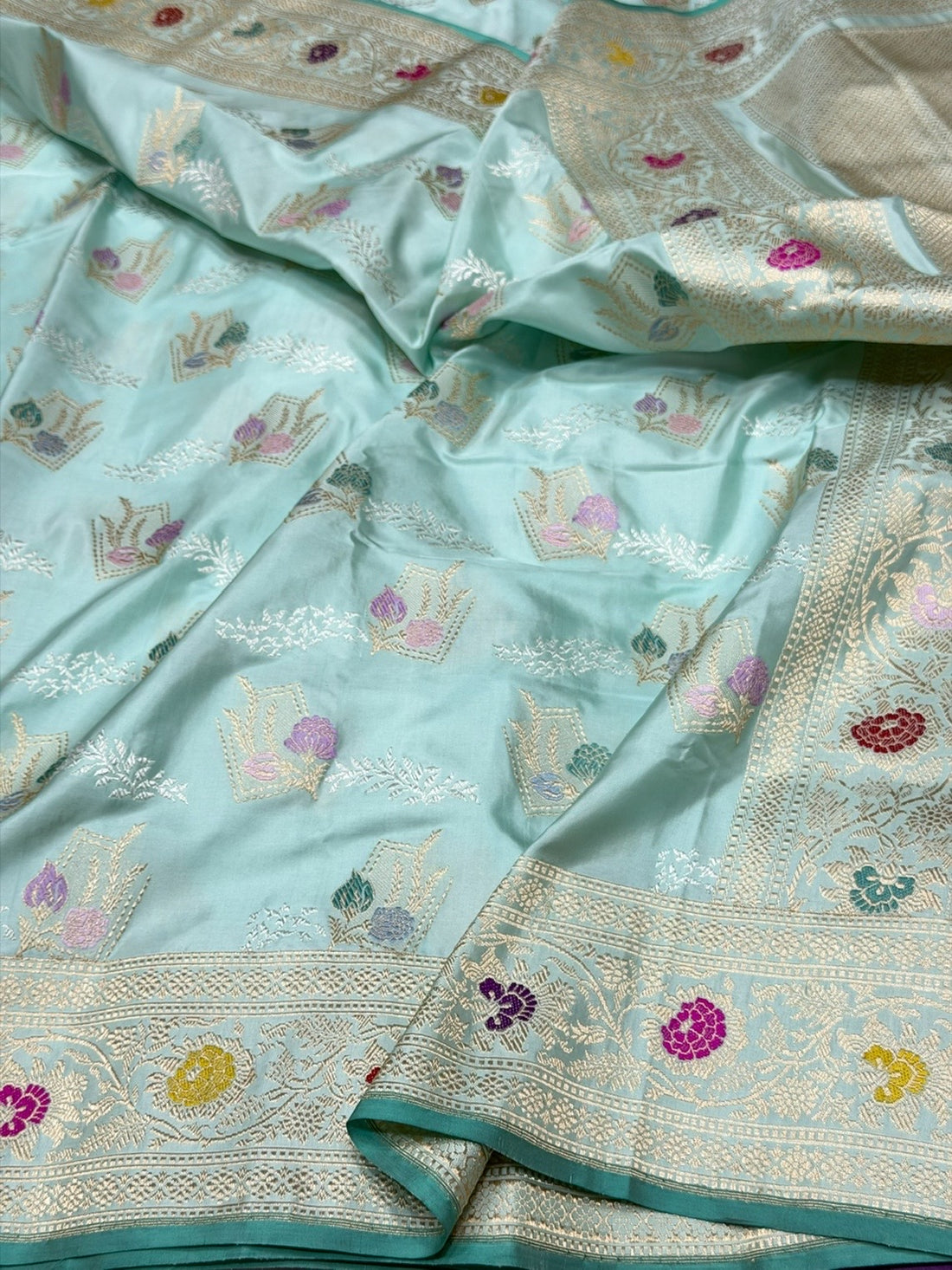 Sky Blue Handwoven Pure Banarasi Silk Saree