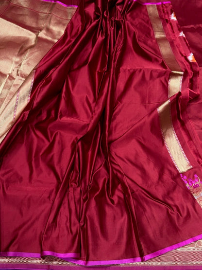 Red Handwoven Pure Banarasi Mashru Satin Silk Saree