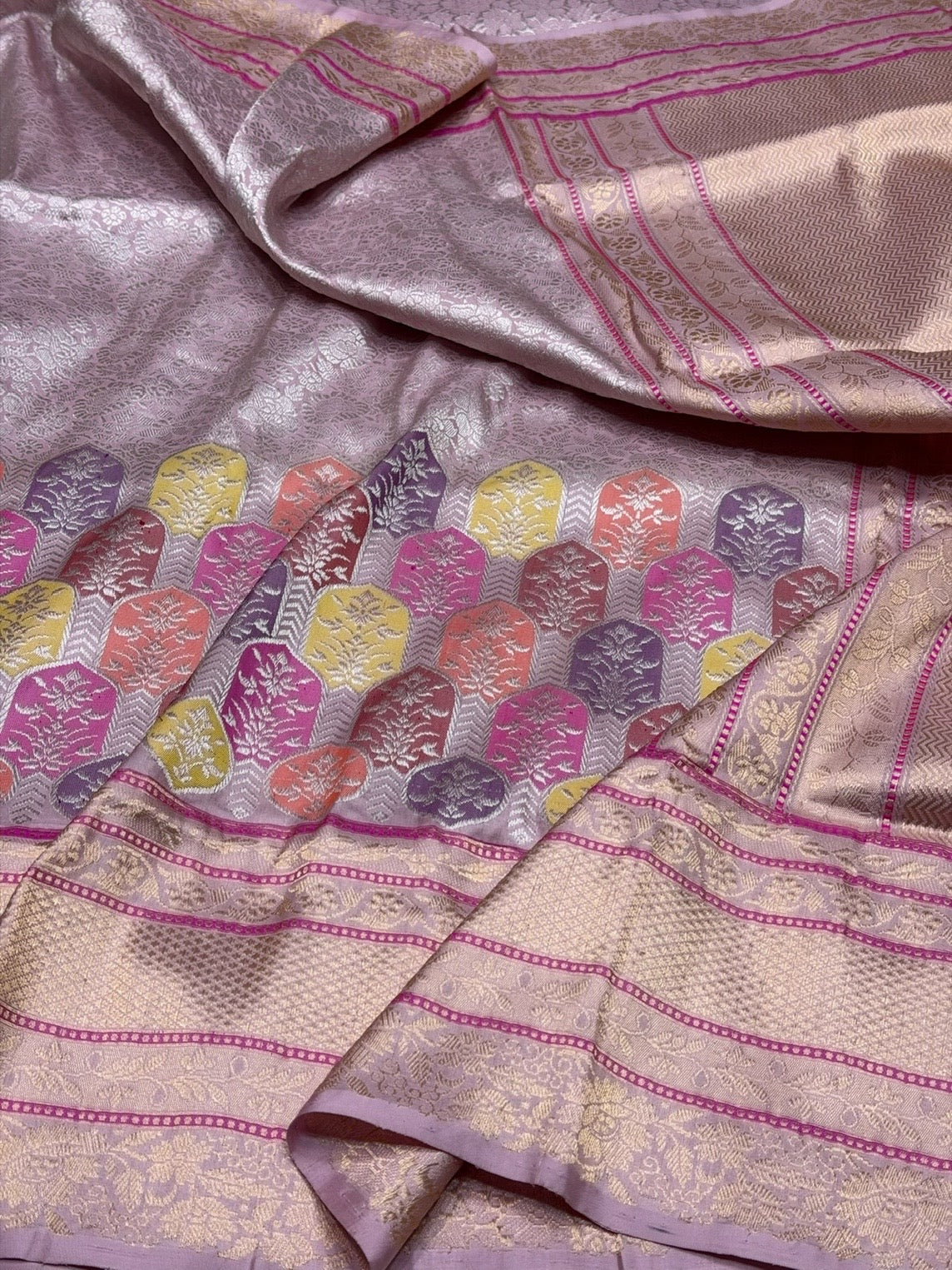 Pinkish-Lilac Handwoven Pure Banarasi Silk Saree