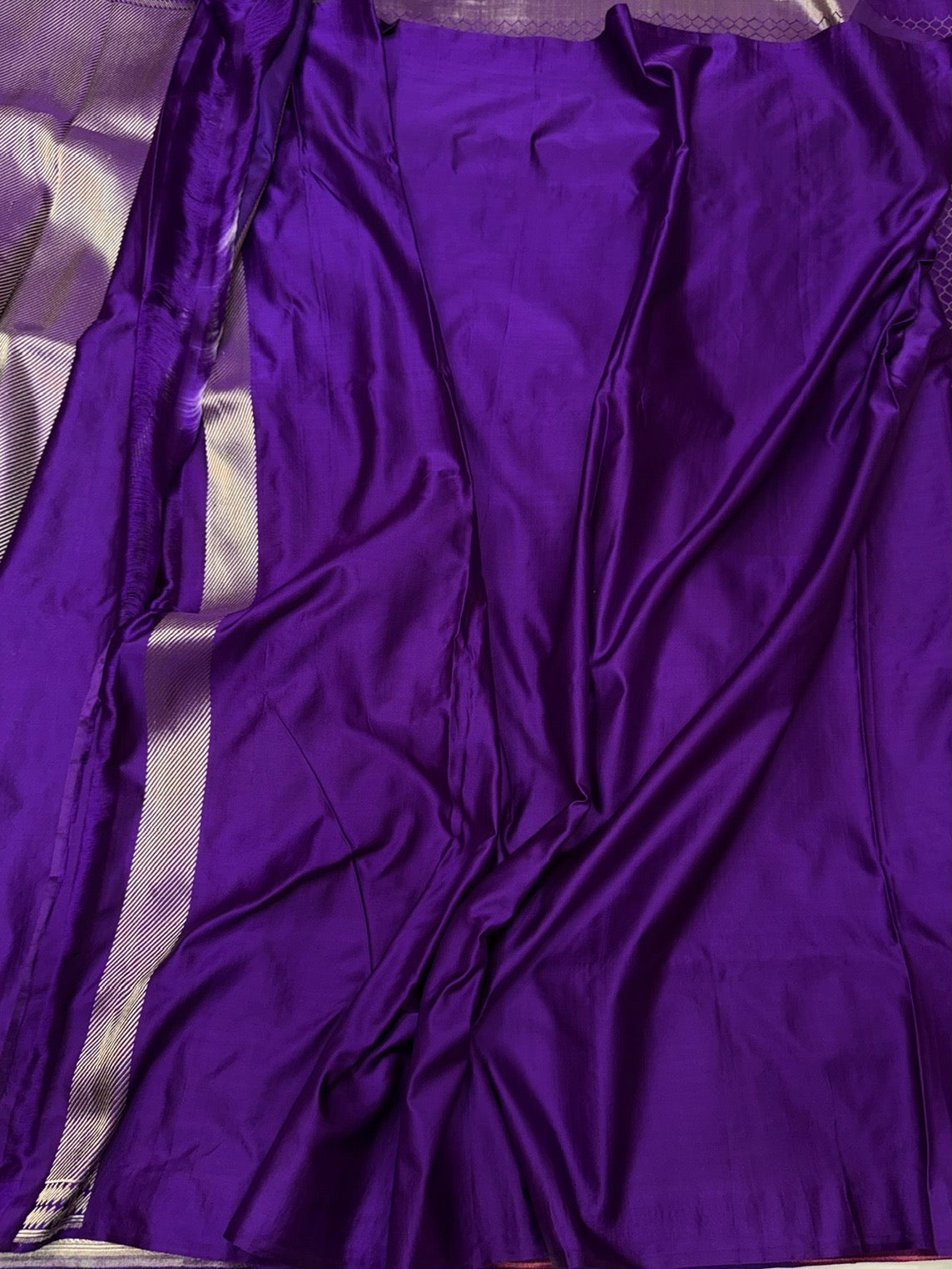 Purple Handwoven Pure Banarasi Satin Tanchoi Silk Saree