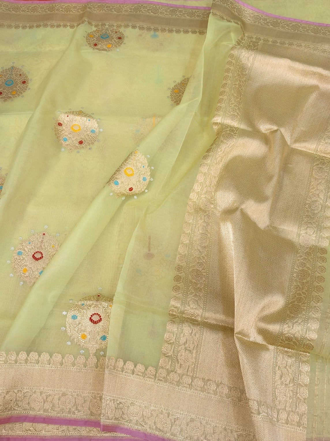 Parrot Green Handwoven Pure Banarasi Organza Silk Saree