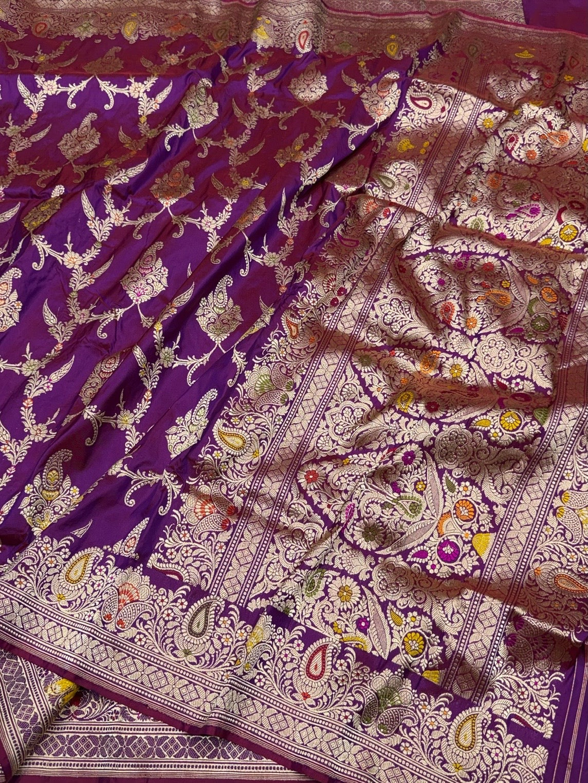 Magenta Handwoven Pure Banarasi Katan Silk Saree