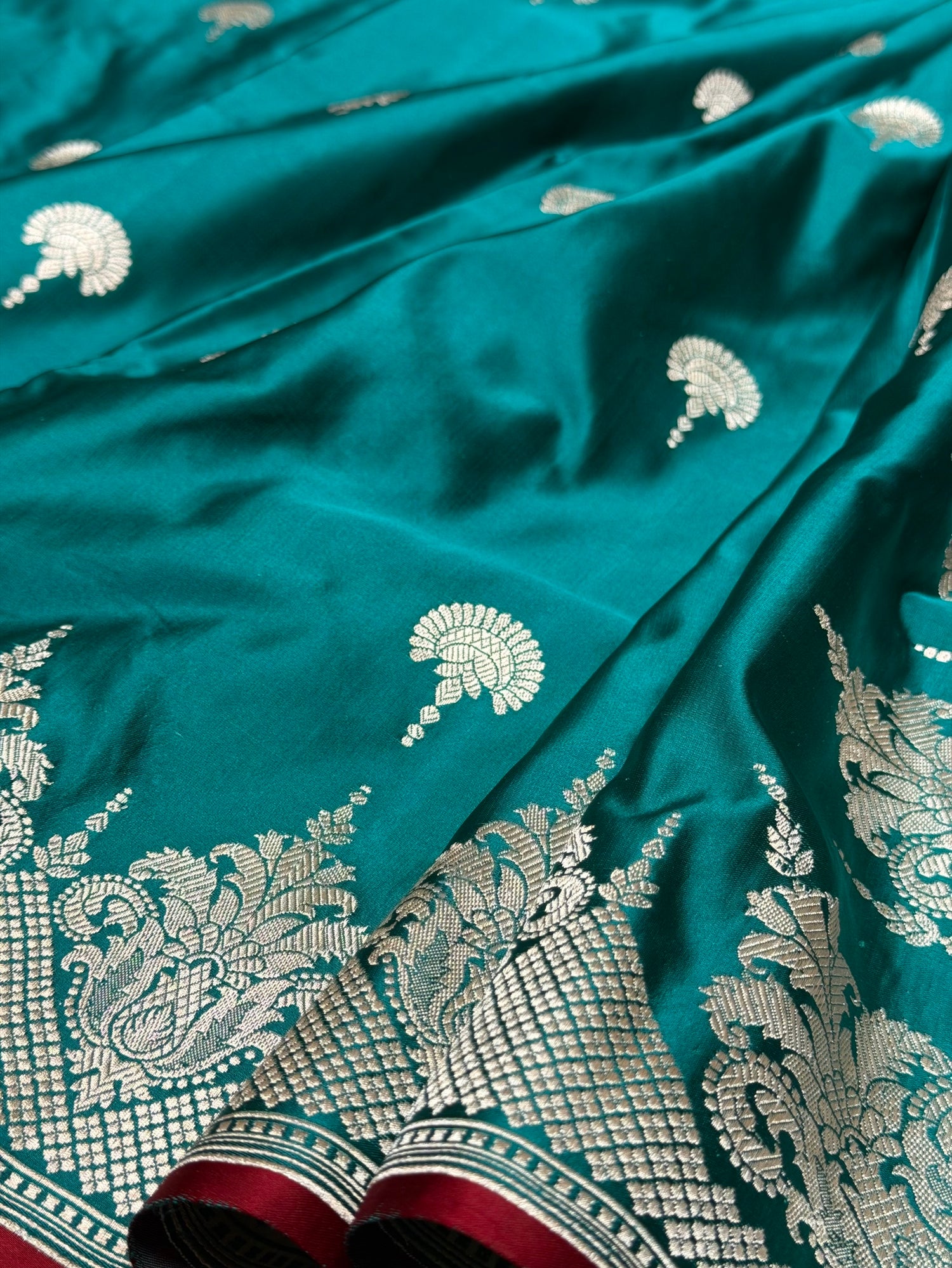 Teal Green Handwoven Pure Mashru Banarasi Satin Silk Saree – Kadwa Weave | Authentic Banaras Handloom