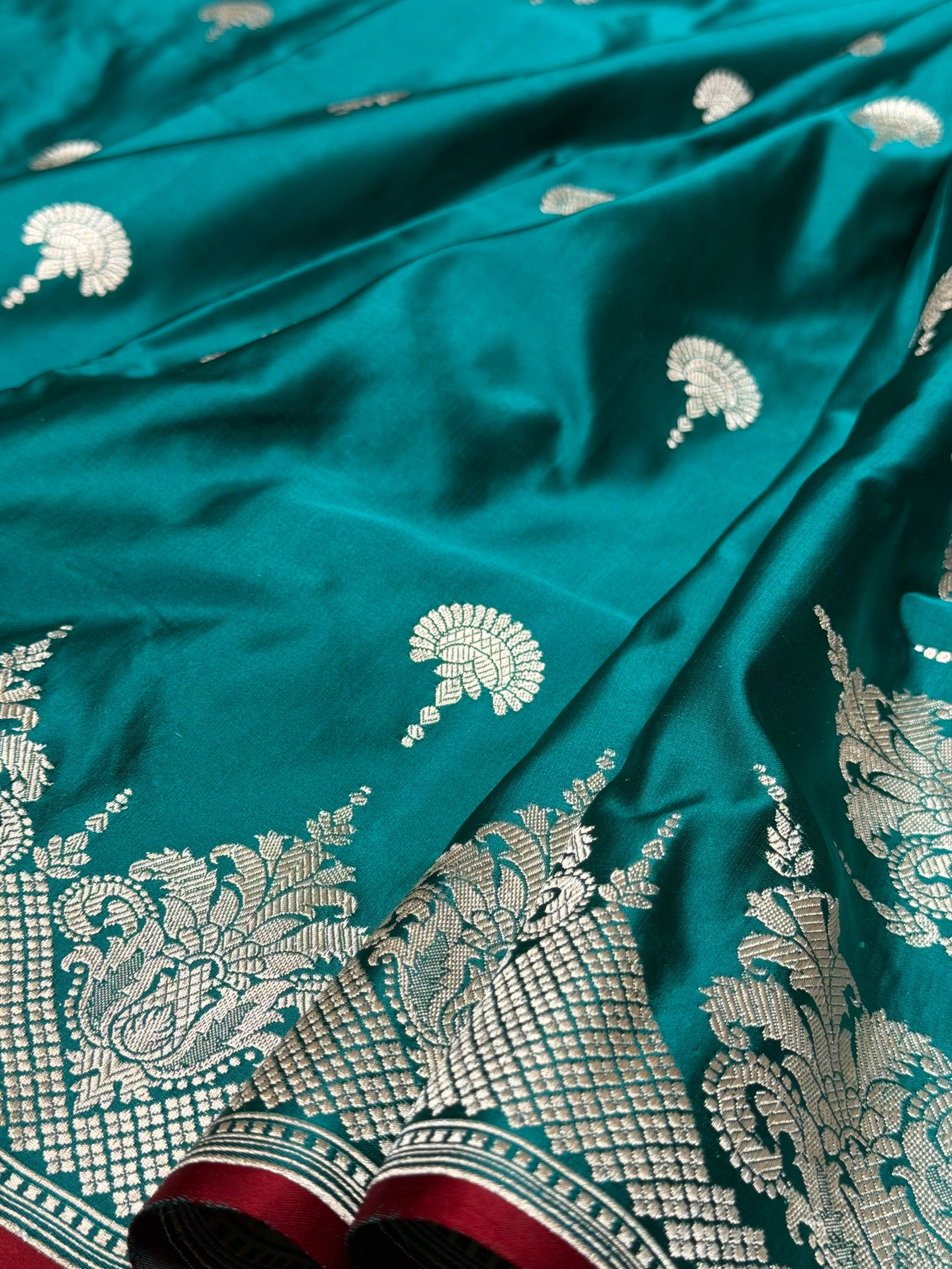Teal Green Handwoven Pure Mashru Banarasi Satin Silk Saree – Kadwa Weave | Authentic Banaras Handloom
