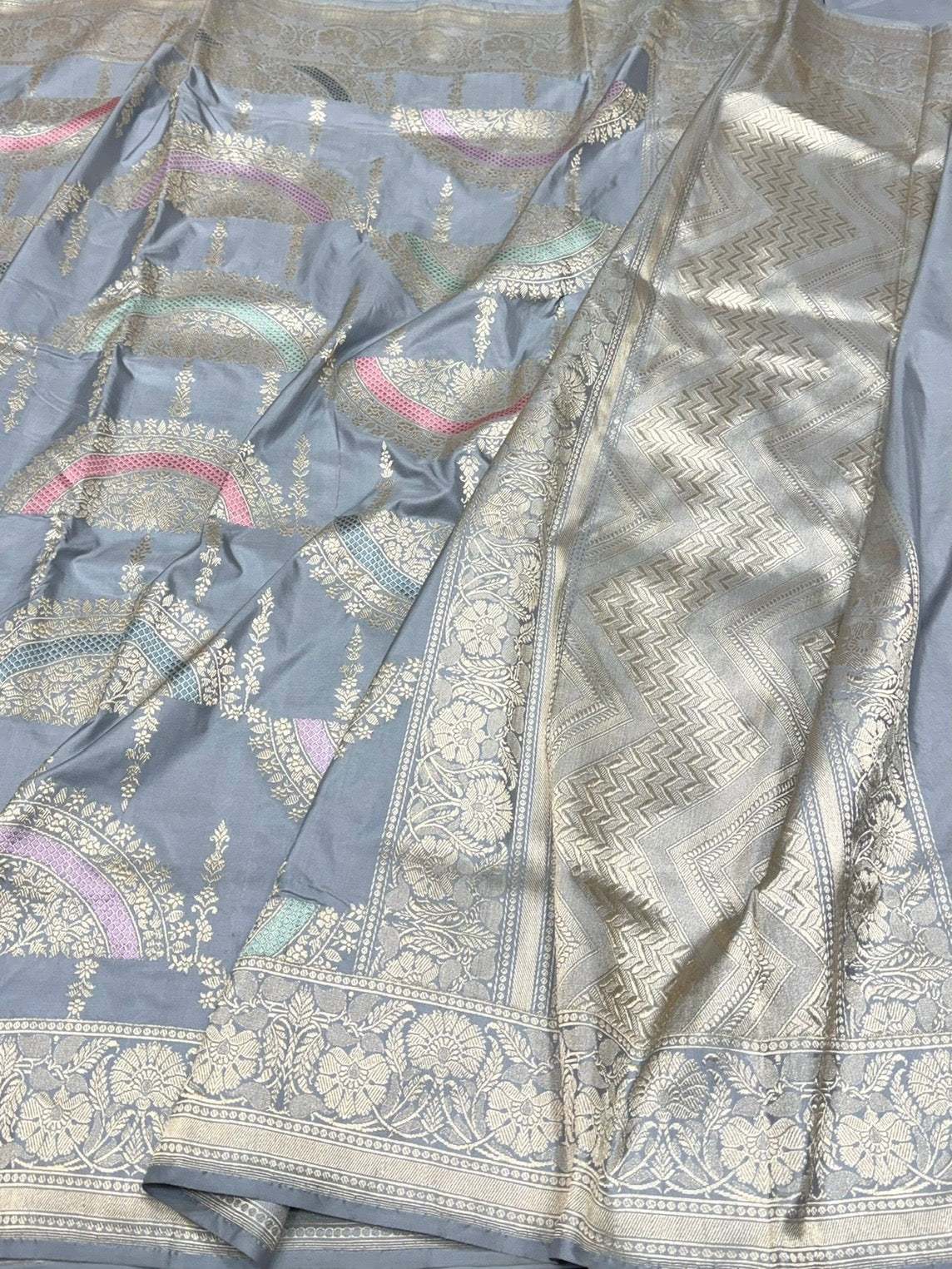 Ash Grey Handwoven Pure Banarasi Silk Saree – Kadwa Weave in 100% Katan Mulberry Silk