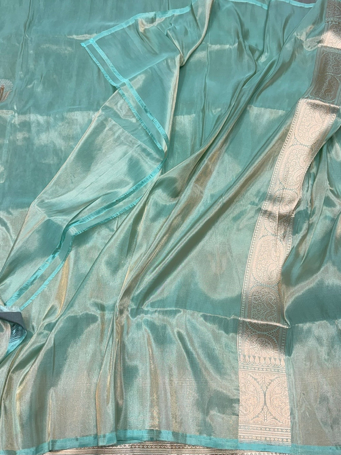 Sea Blue Handwoven Pure Banarasi Tissue Silk Saree – Kadwa Weave | Lightweight Katan-Tissue Silk | Modern Skirt Design