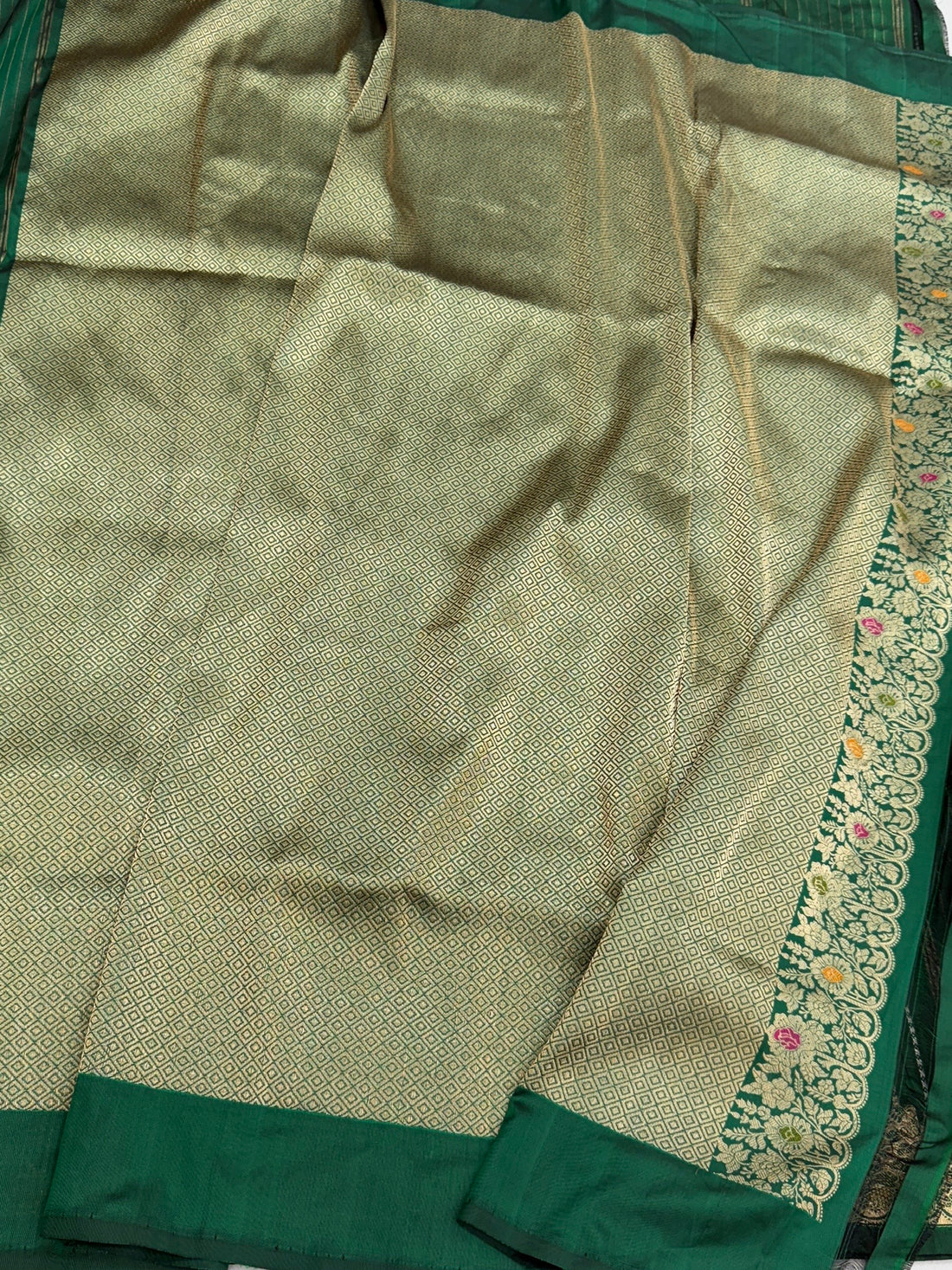 Green Handwoven Pure Banarasi Silk Saree | Pure Katan Silk | Kadwa Weave | HMR Handlooms