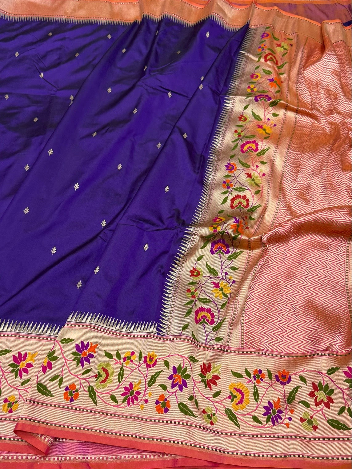 Purple Handwoven Pure Banarasi Ektara Silk Saree
