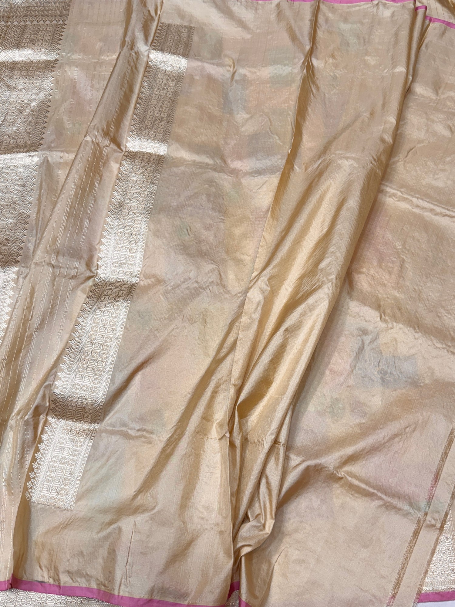 Beige Rangkaat Handwoven Pure Banarasi Silk Saree