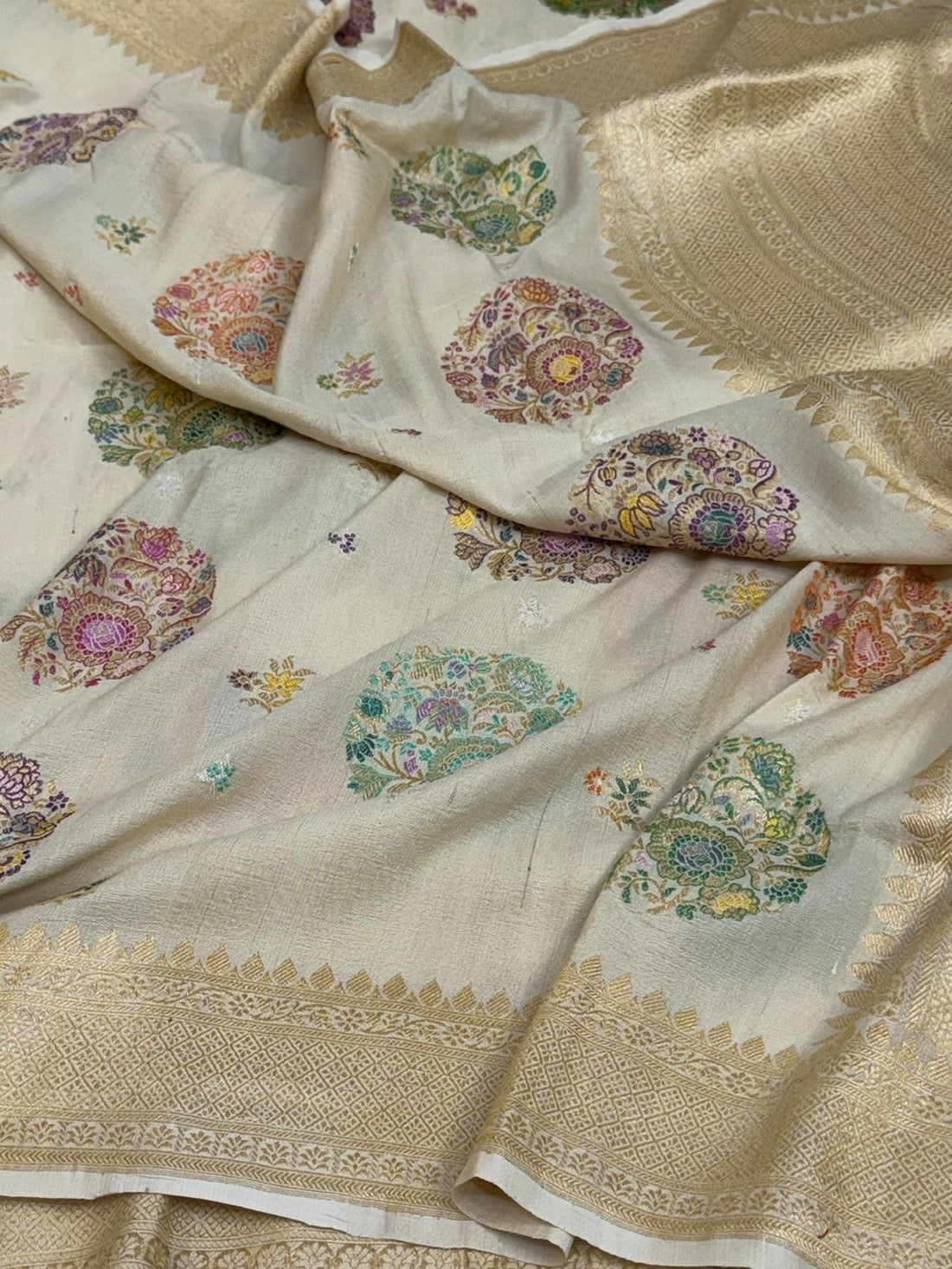 Natural Handwoven Pure Tussar Georgette Saree