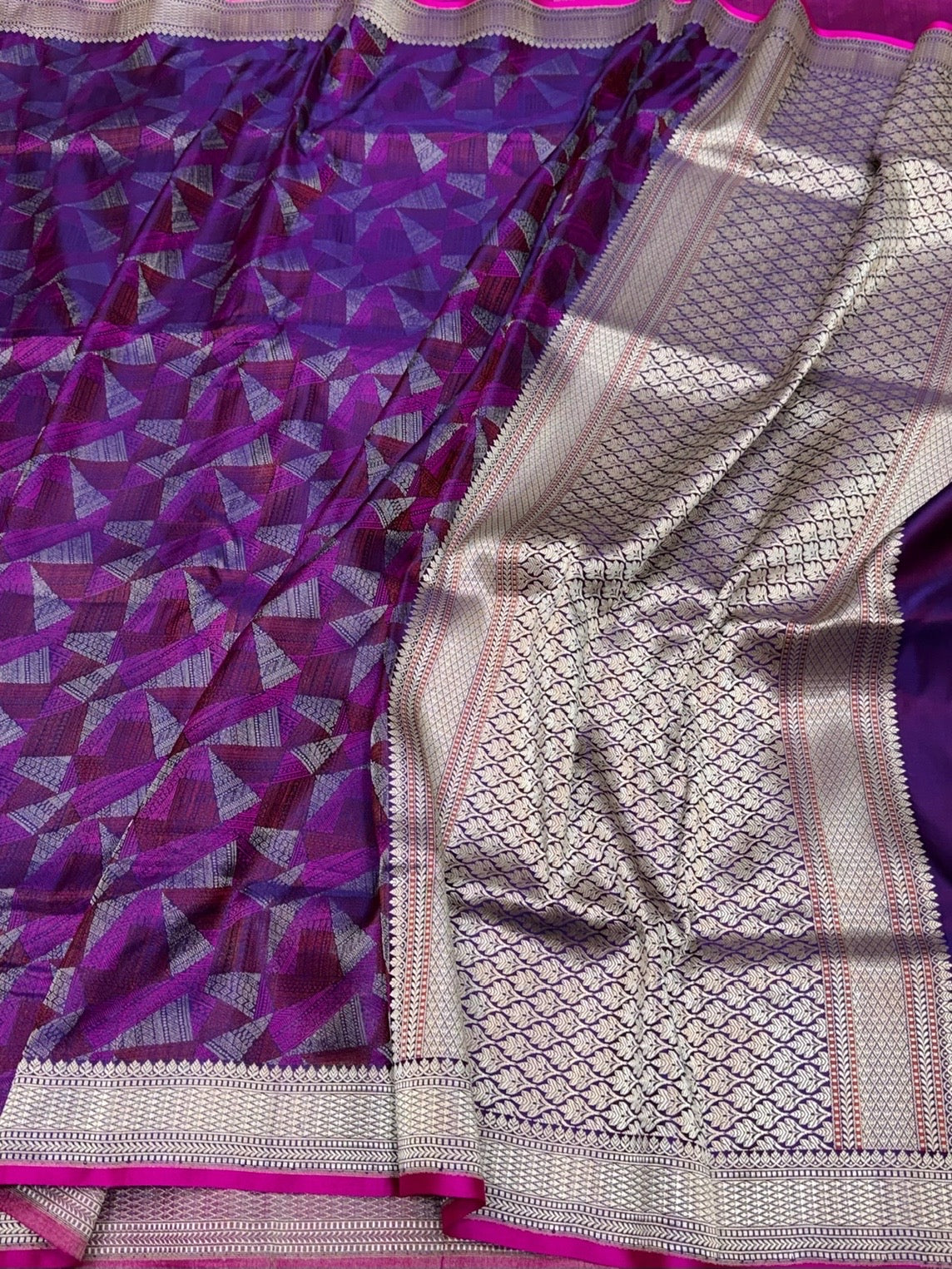 Purple Handwoven Pure Banarasi Satin Tanchoi Silk Saree – Kadwa Weave | Authentic Banaras Handloom