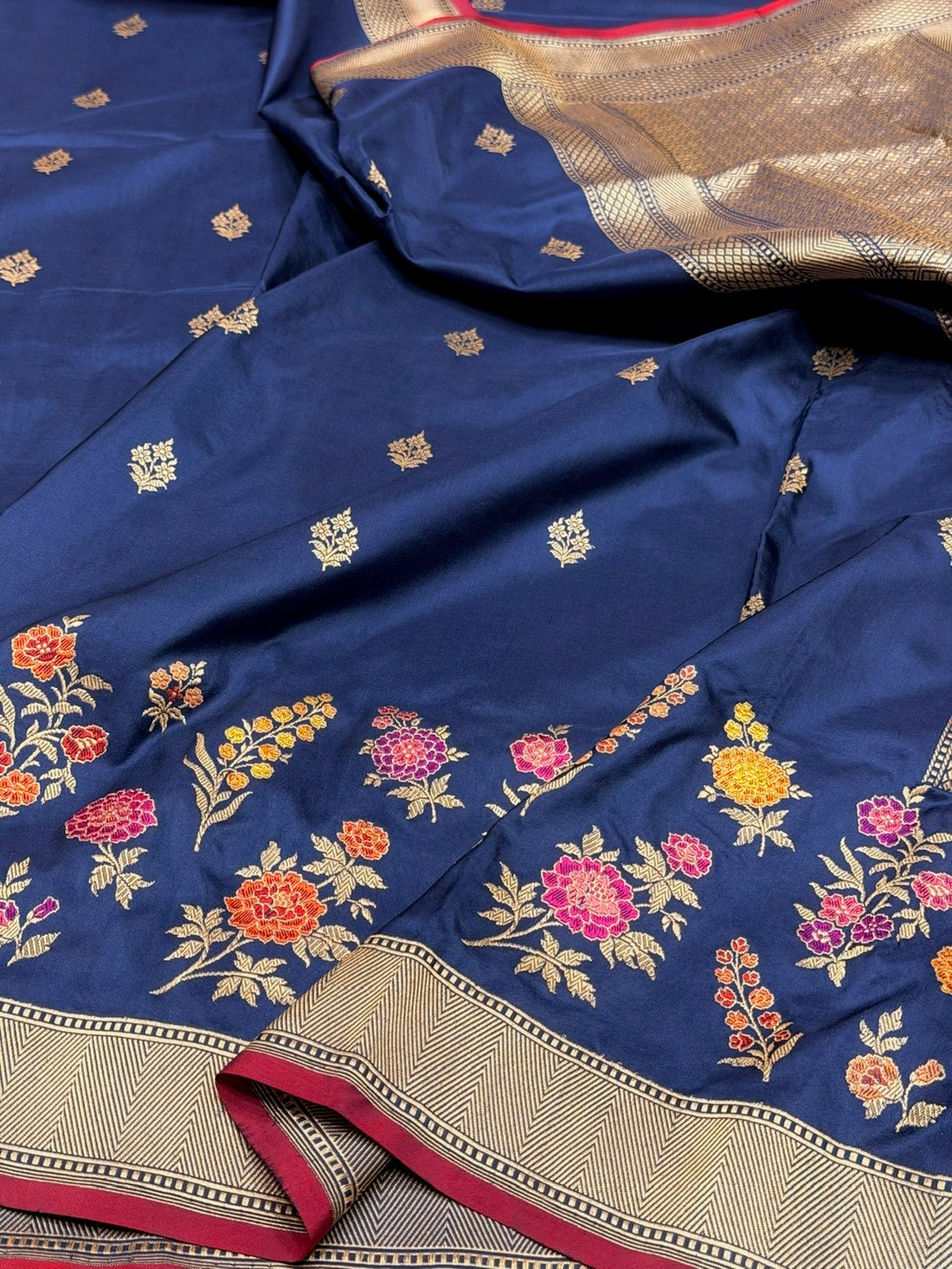 Navy Blue Handwoven Pure Banarasi Silk Saree