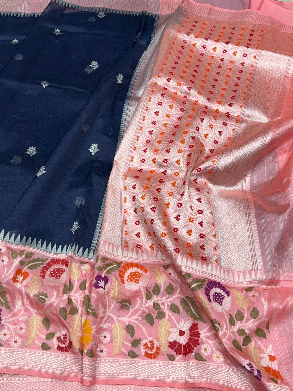 Navy Blue Handwoven Pure Banarasi Organza Silk Saree in Kadwa Weave | 100% Pure Kora Silk