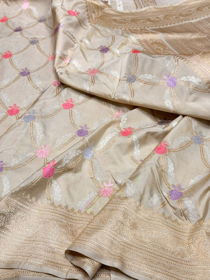 Cream Handwoven Pure Banarasi Silk Saree