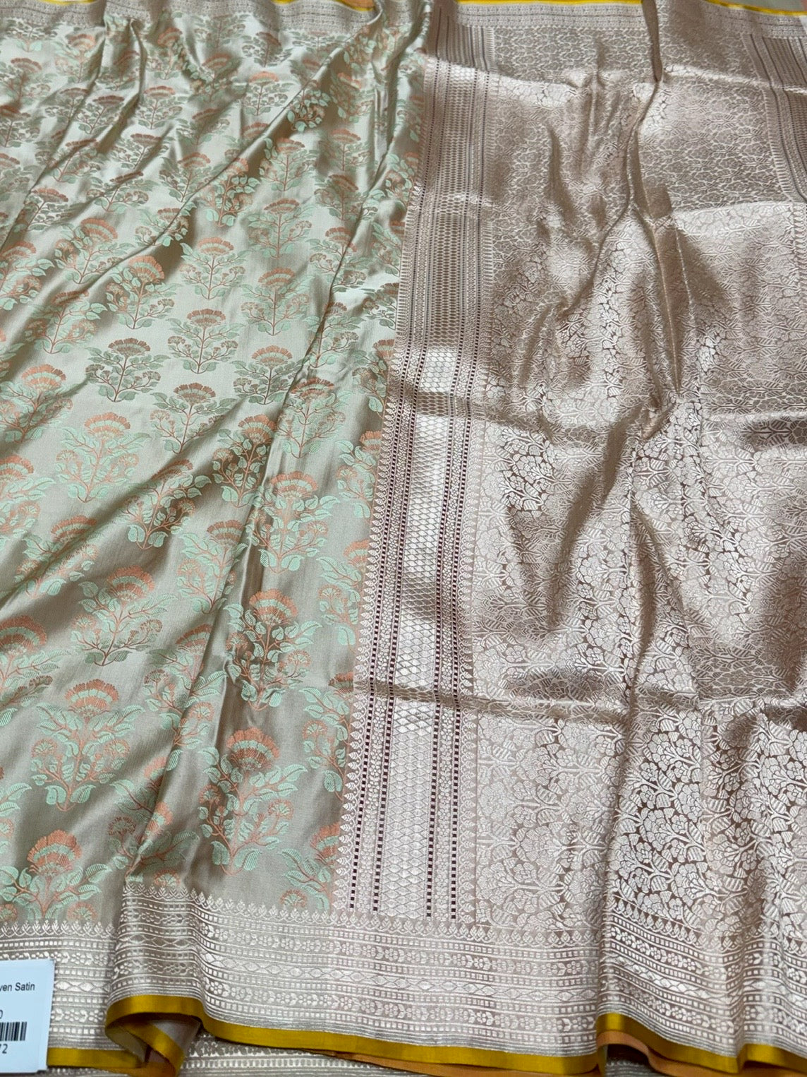 Tussar Handwoven Pure Banarasi Satin Tanchoi Silk Saree