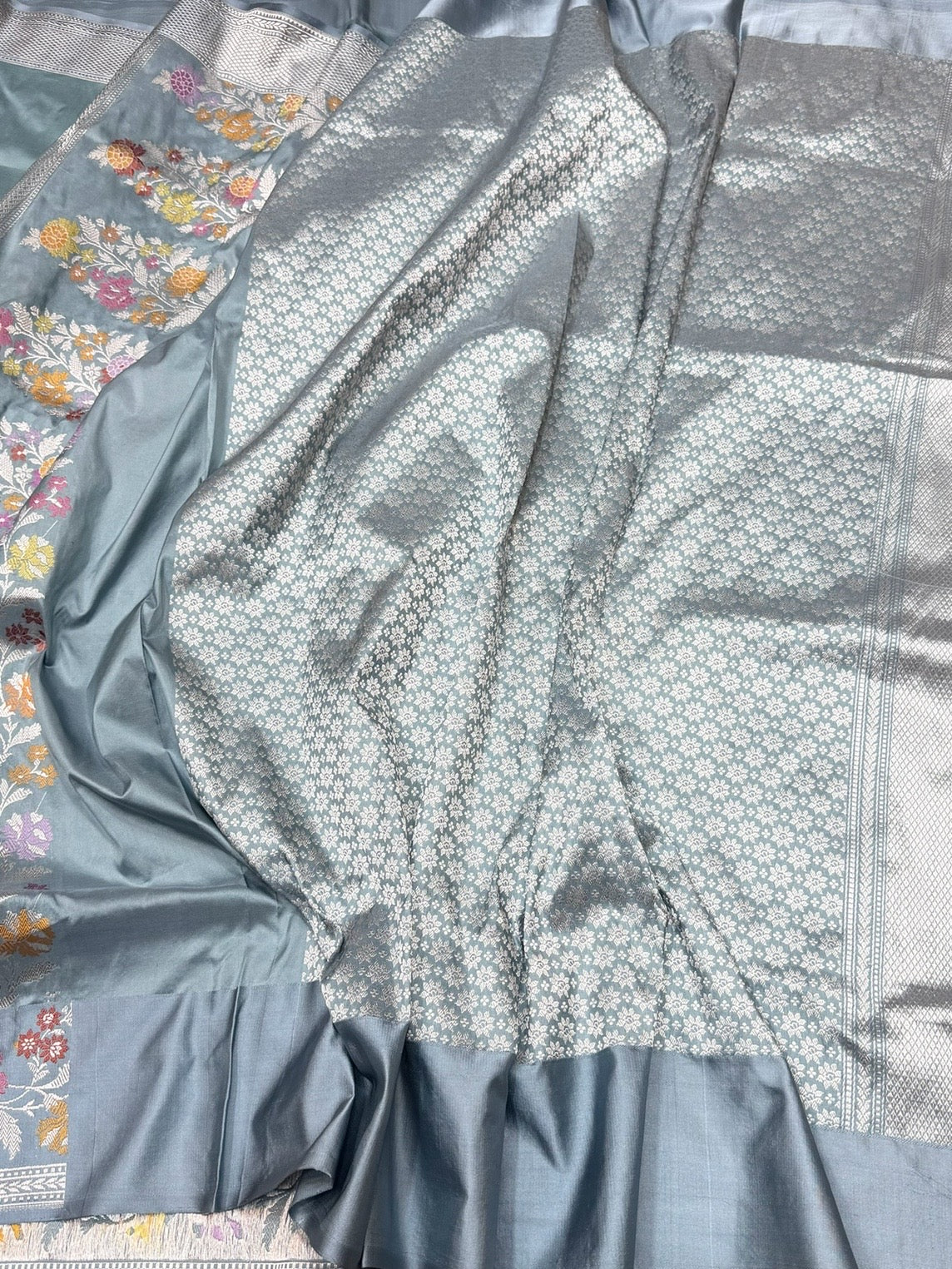 Grey Handwoven Pure Banarasi Silk Saree in Kadwa Weave | Authentic Katan Mulberry Silk