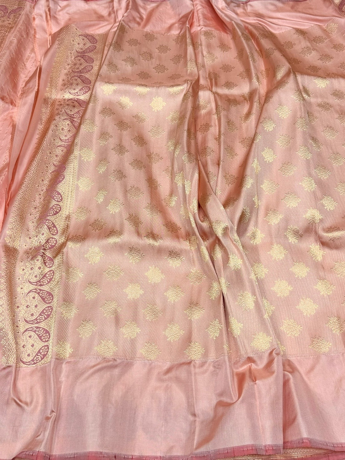 Peach Handwoven Pure Banarasi Ektara Silk Saree – Luxury Kadwa Weave