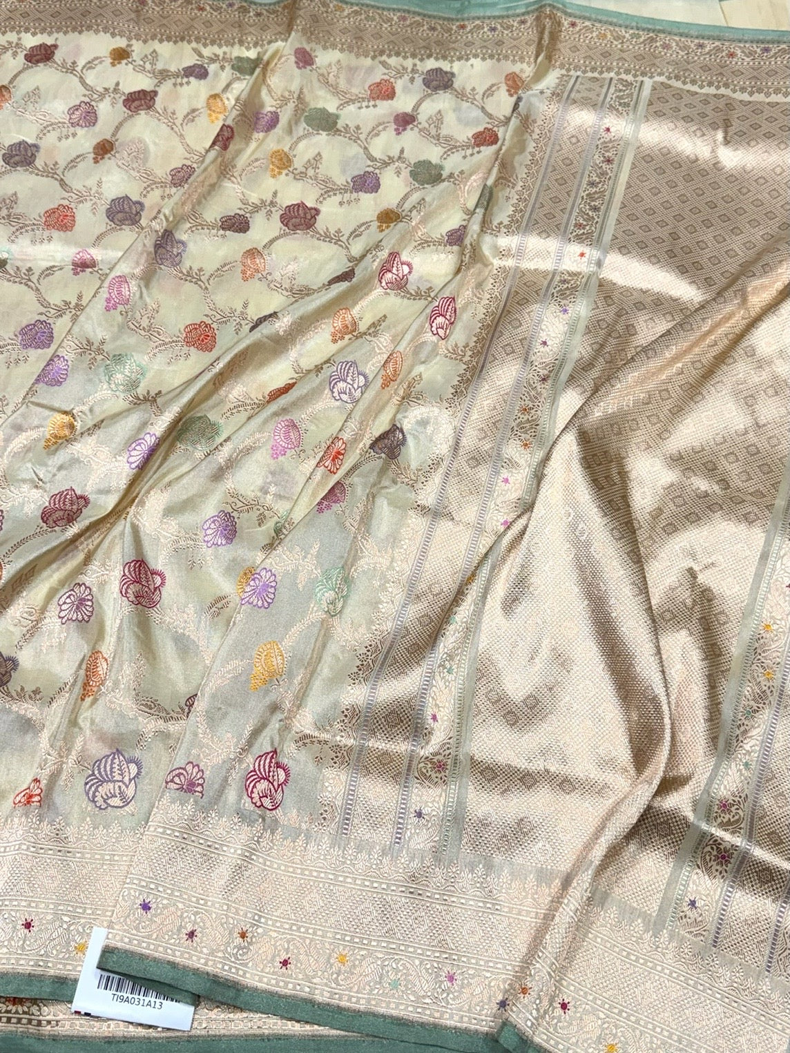 Ivory Handwoven Pure Banarasi Tissue Saree