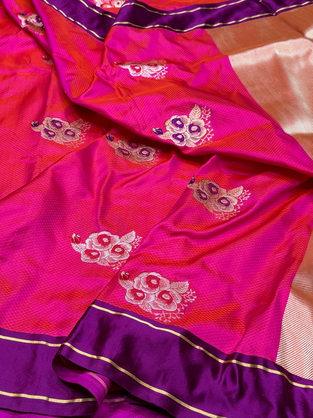 Orangish Pink Handwoven Pure Banarasi Satin Tanchoi Silk Saree