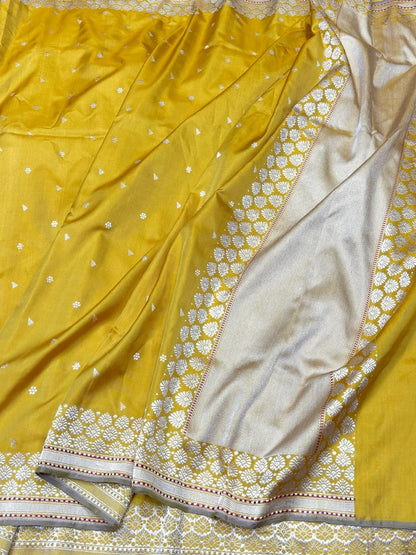 Yellow Handwoven Pure Banarasi Ektara Silk Saree