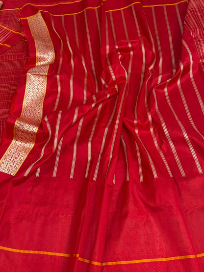 Red Handwoven Banarasi Pure Katan Silk  Saree