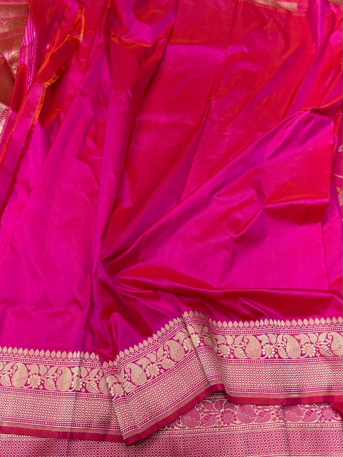 Rani Pink Handwoven Pure Banarasi Silk Saree – Kadwa Weave in 100% Katan Mulberry Silk
