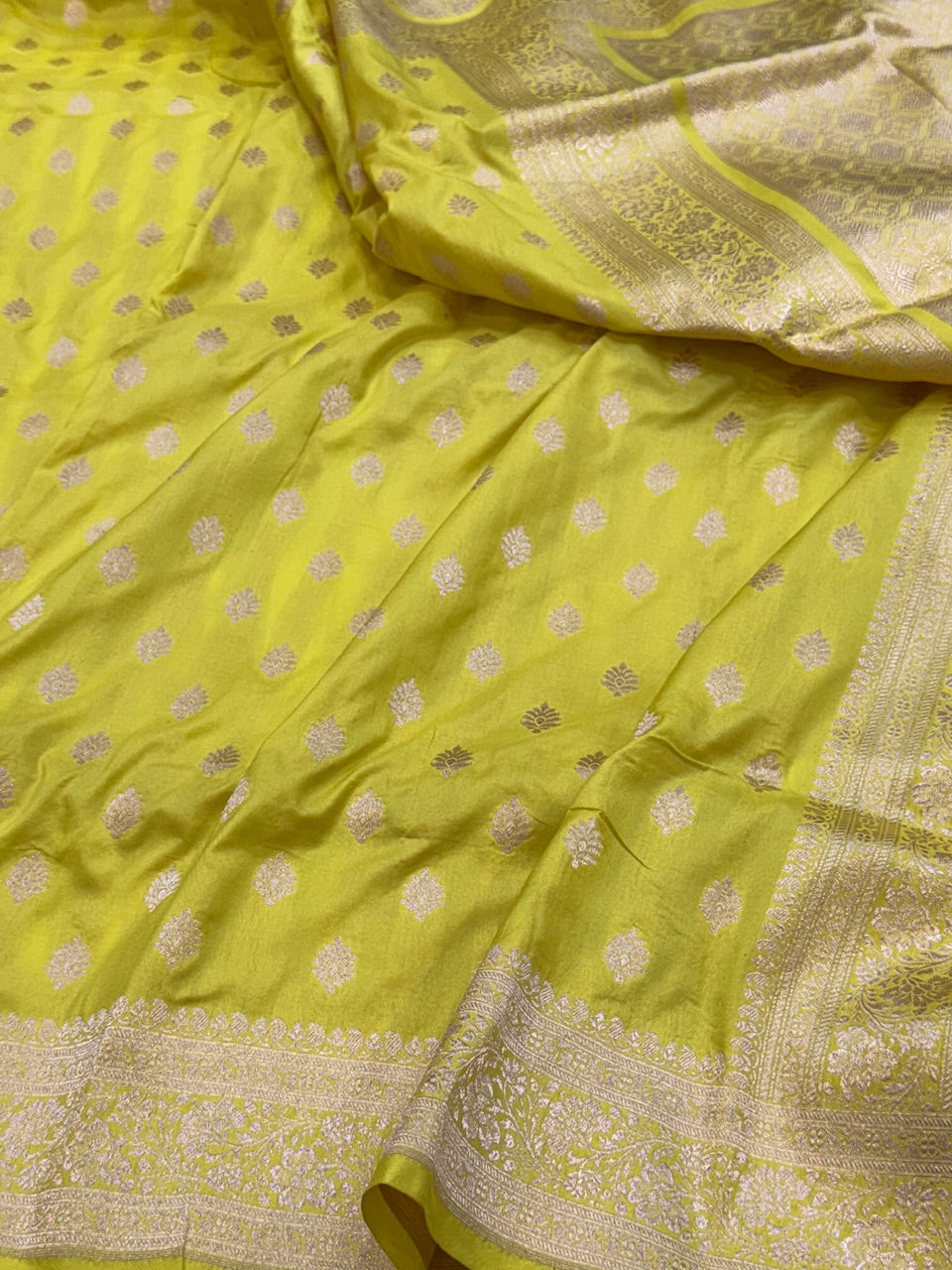 Banarasi Pure Katan Silk Saree | Pure Silk | Cutwork Technique | Banarasi Katan Silk Saree