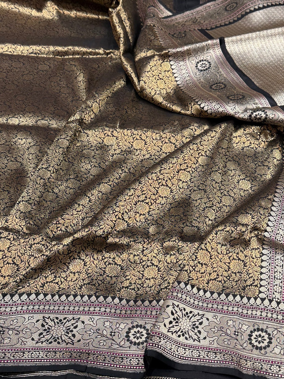 Black Handwoven Banarasi Pure silk Brocade Saree