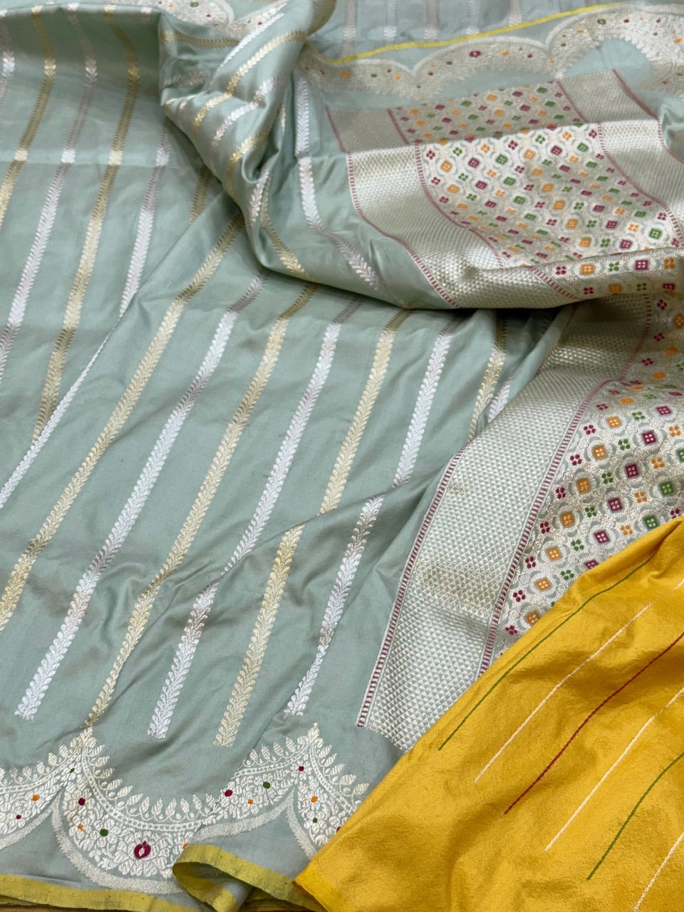 Handwoven Pure Banarasi Silk Saree