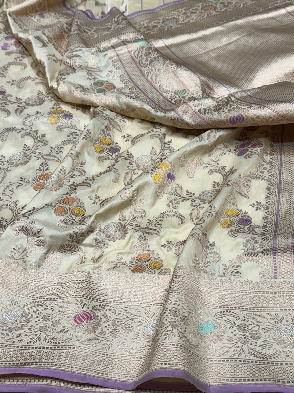 Cream Handwoven Banarasi Pure Silk Saree