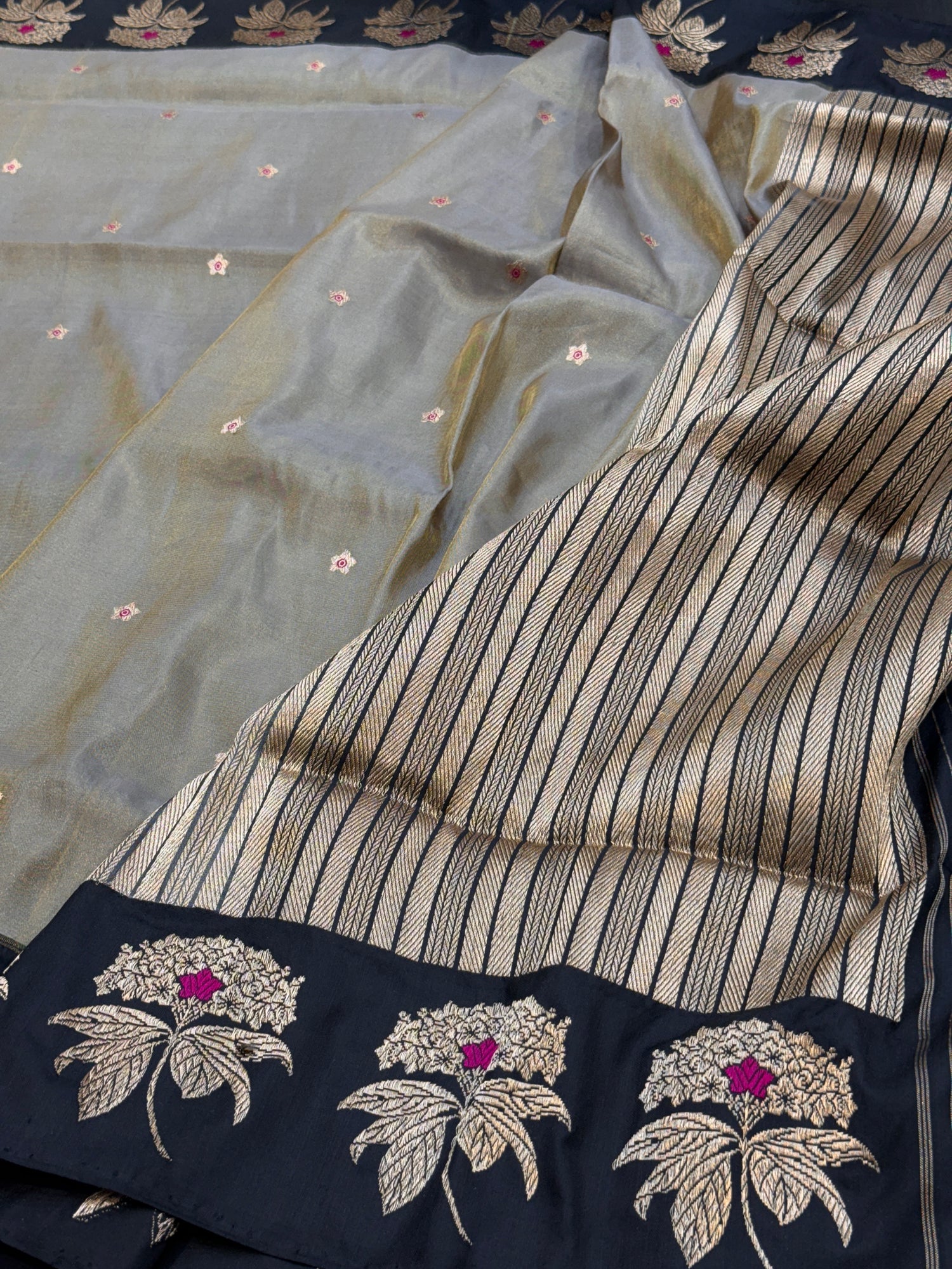 Black Handwoven Pure Banarasi Tissue Silk Saree