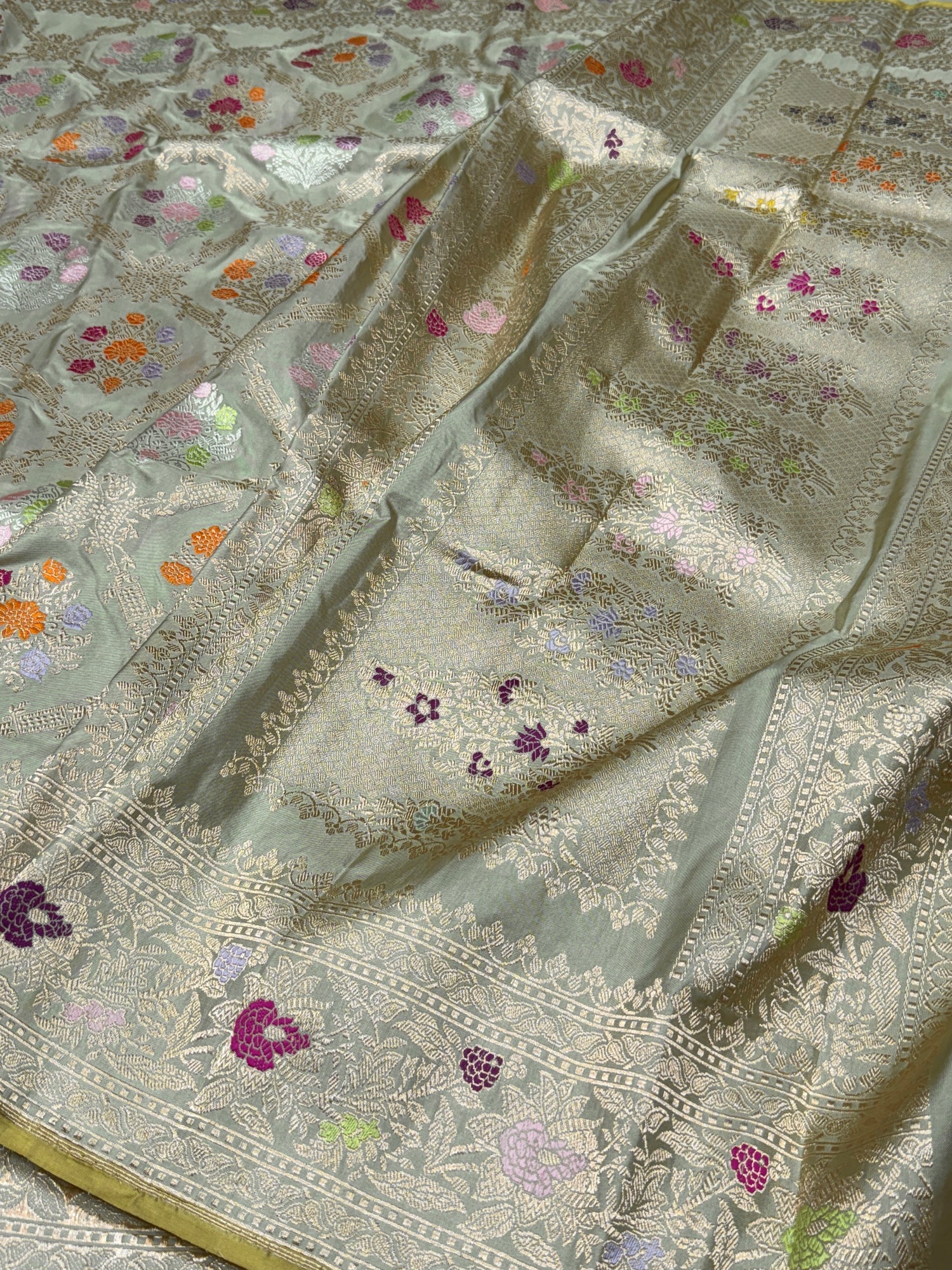 Handwoven Pure Banarasi Silk Saree