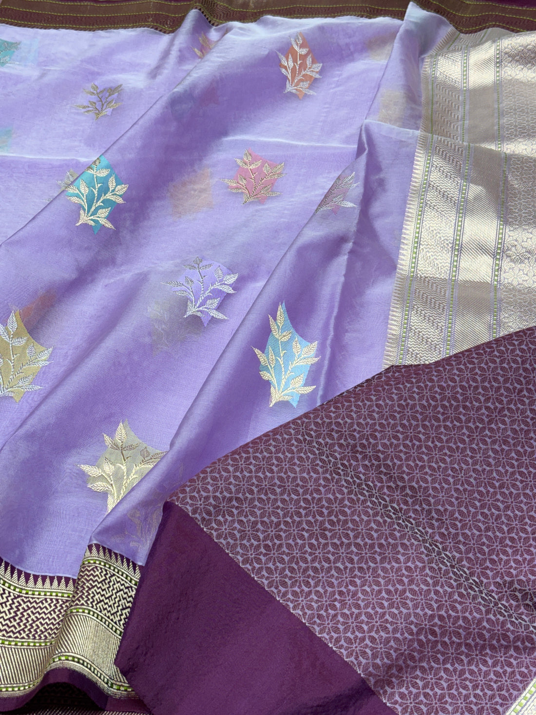 Lavender Handwoven Pure Banarasi Organza Saree