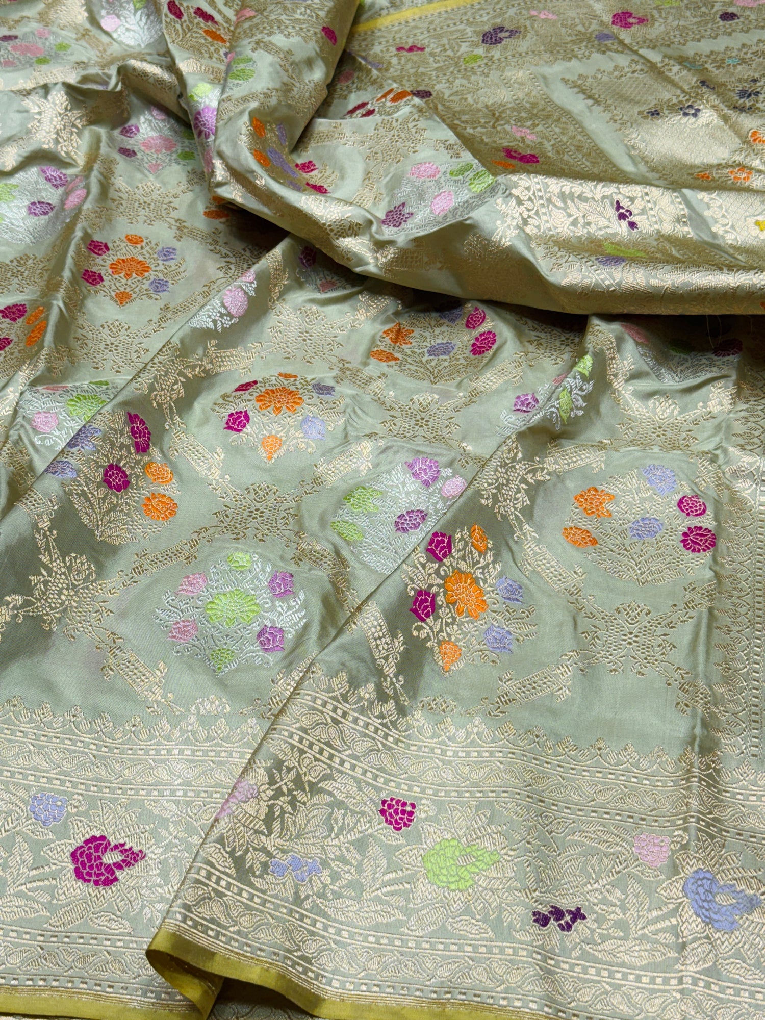 Handwoven Pure Banarasi Silk Saree