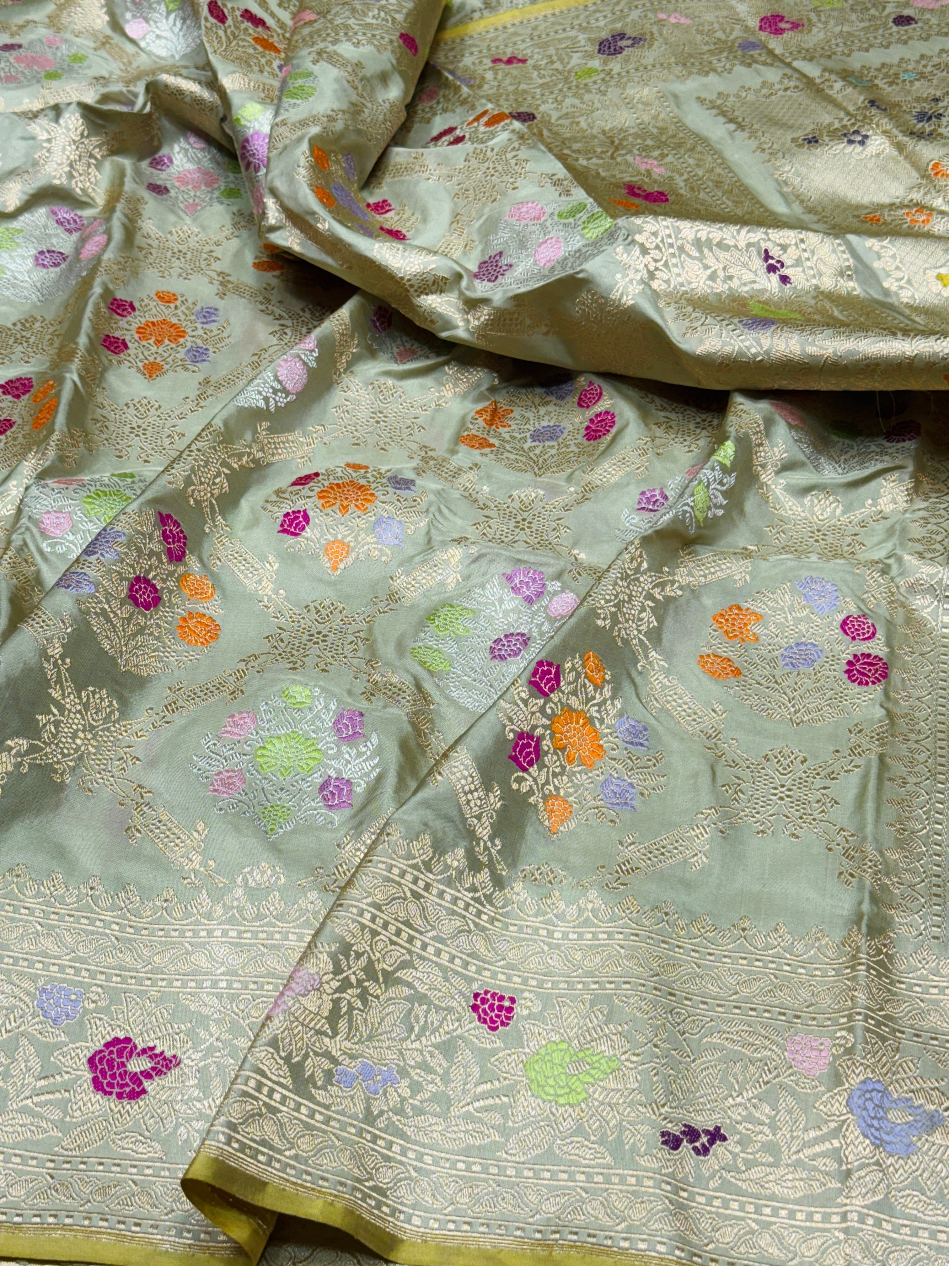 Handwoven Pure Banarasi Silk Saree